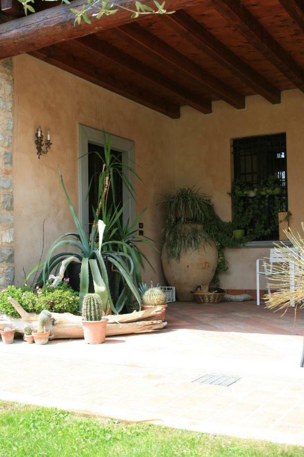 B&B Il Dosso Corte Franca Exterior foto